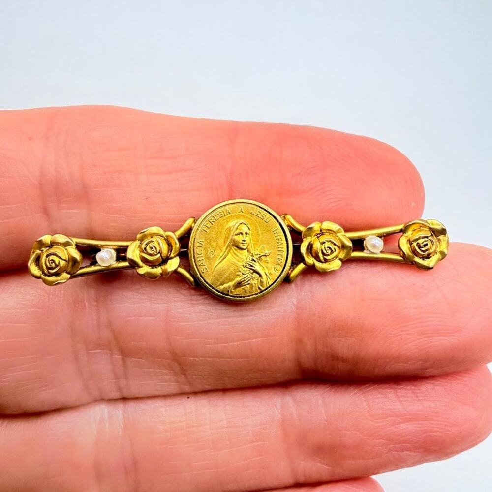 Antique French Saint Therese Medal Brooch Rose Pearl Gold Fix Religious Pin